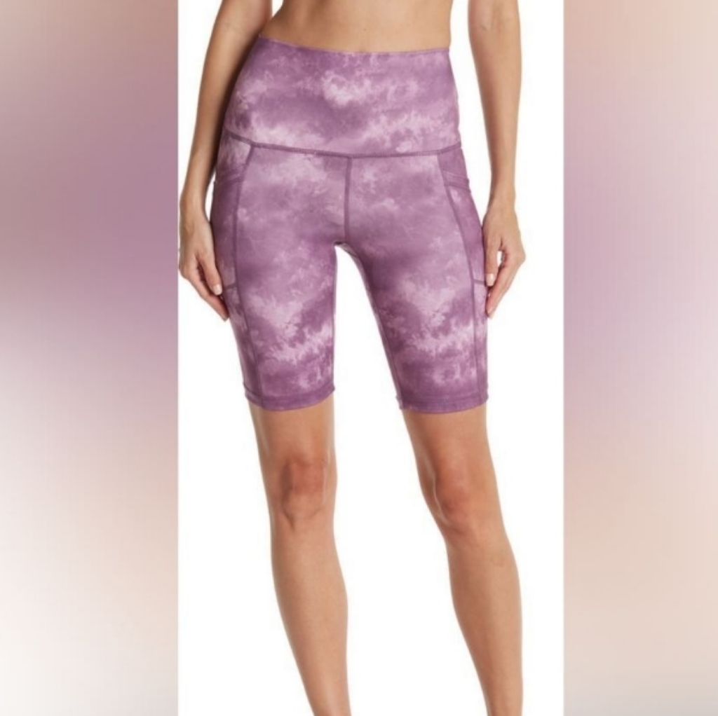 90 Degree Luxe Brand Free Pocket Short 90 Degree Luxe Brand Free Pocket Short